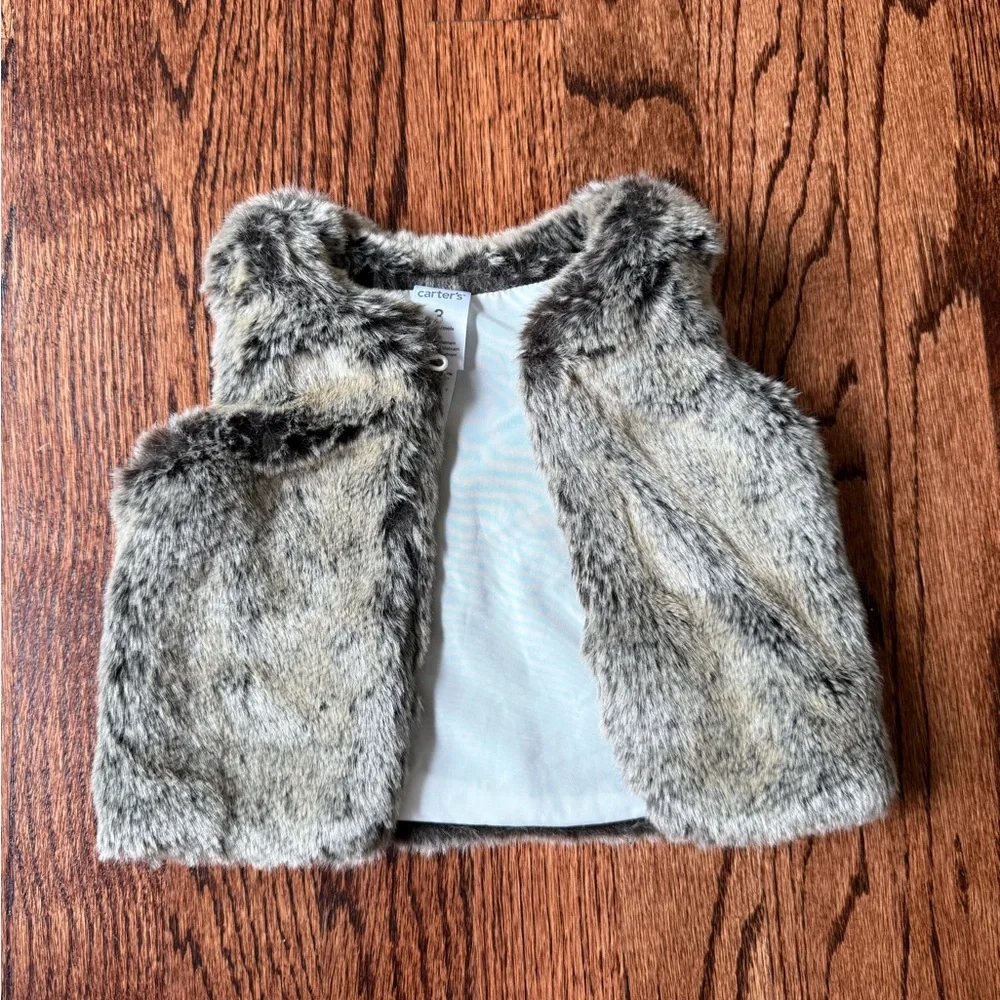 Carter's Plush Gray / Tan Baby Faux Fur Vest - Size 0-3 months